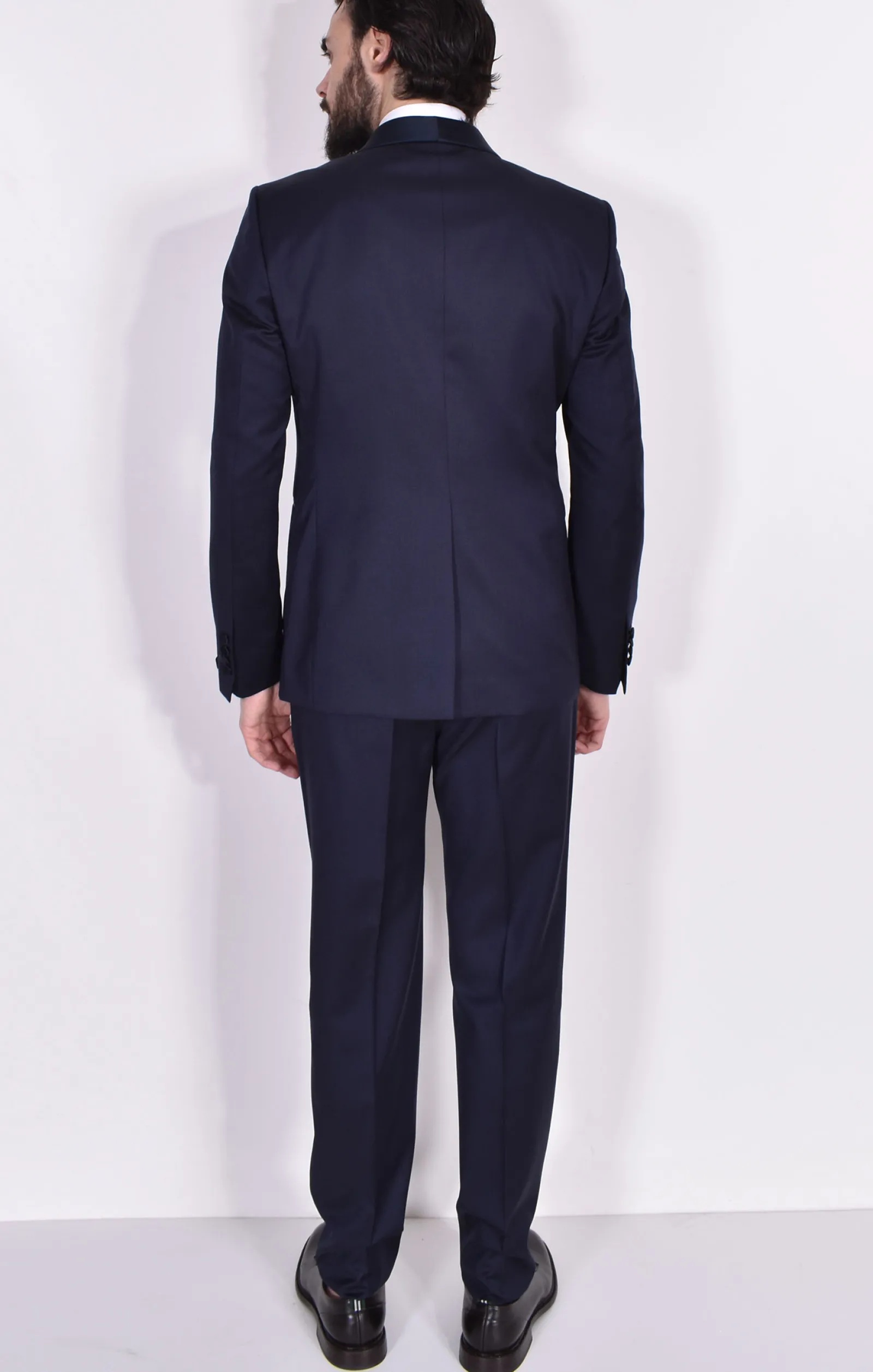 TAGLIATORE Abiti<Abito smoking sciallato gilet blu EFBR18A01